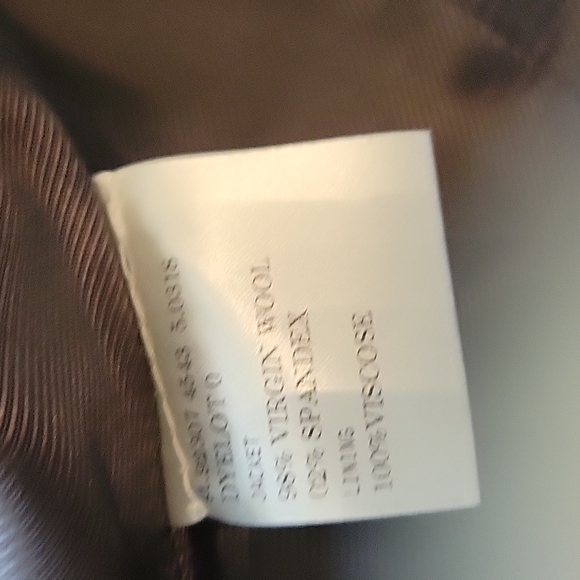 Adrienne Vista dining Suit - Picture 13 of 13